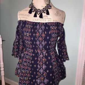 BRAND NEW Hollister Off Shoulder Shirt!